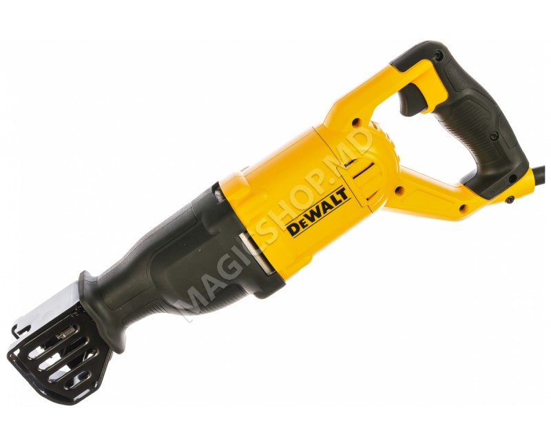 Сабельная пила DeWalt DWE305PK